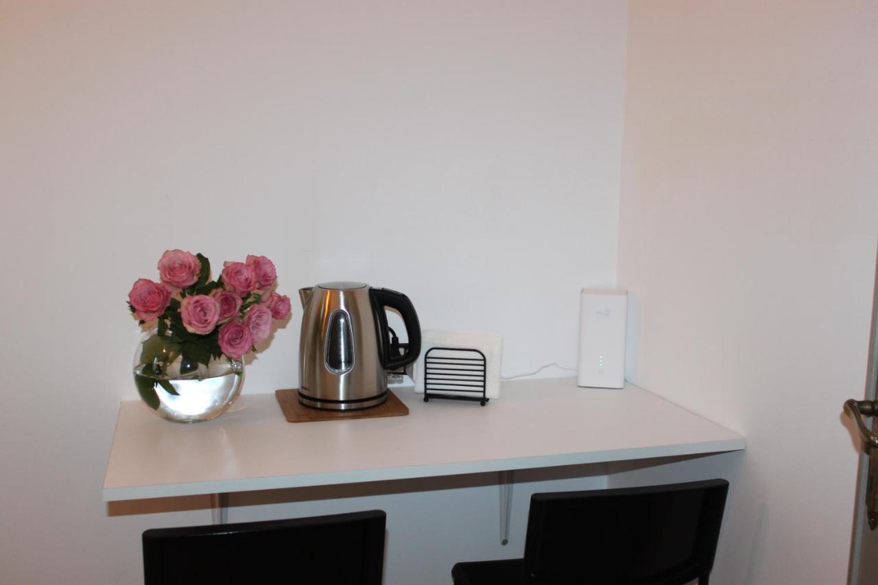 Casa Luna - Accomodation In Santa Maria Maggiore โรม ภายนอก รูปภาพ